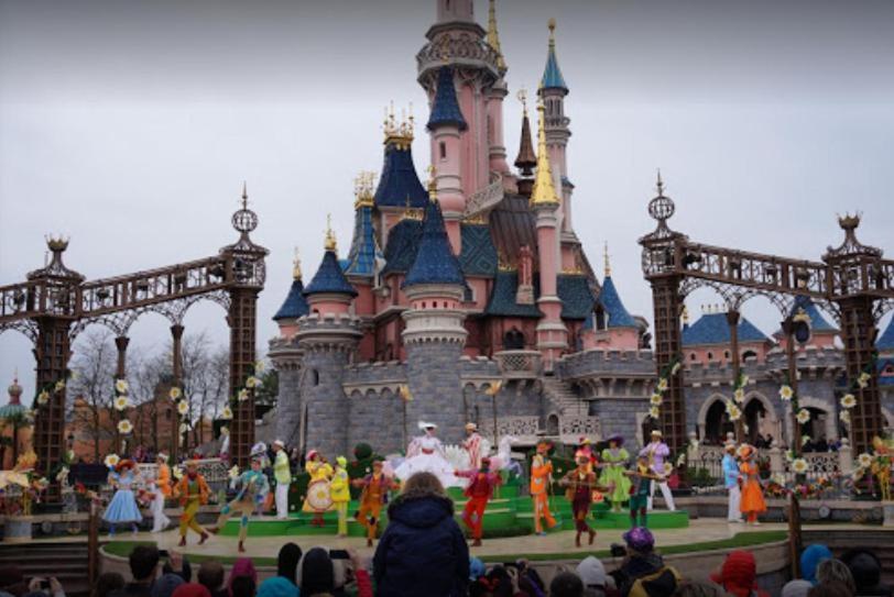 Disney 3 Mn, 14 People , 4 Bedrooms, 2 Parkings Prives Chessy  Dış mekan fotoğraf